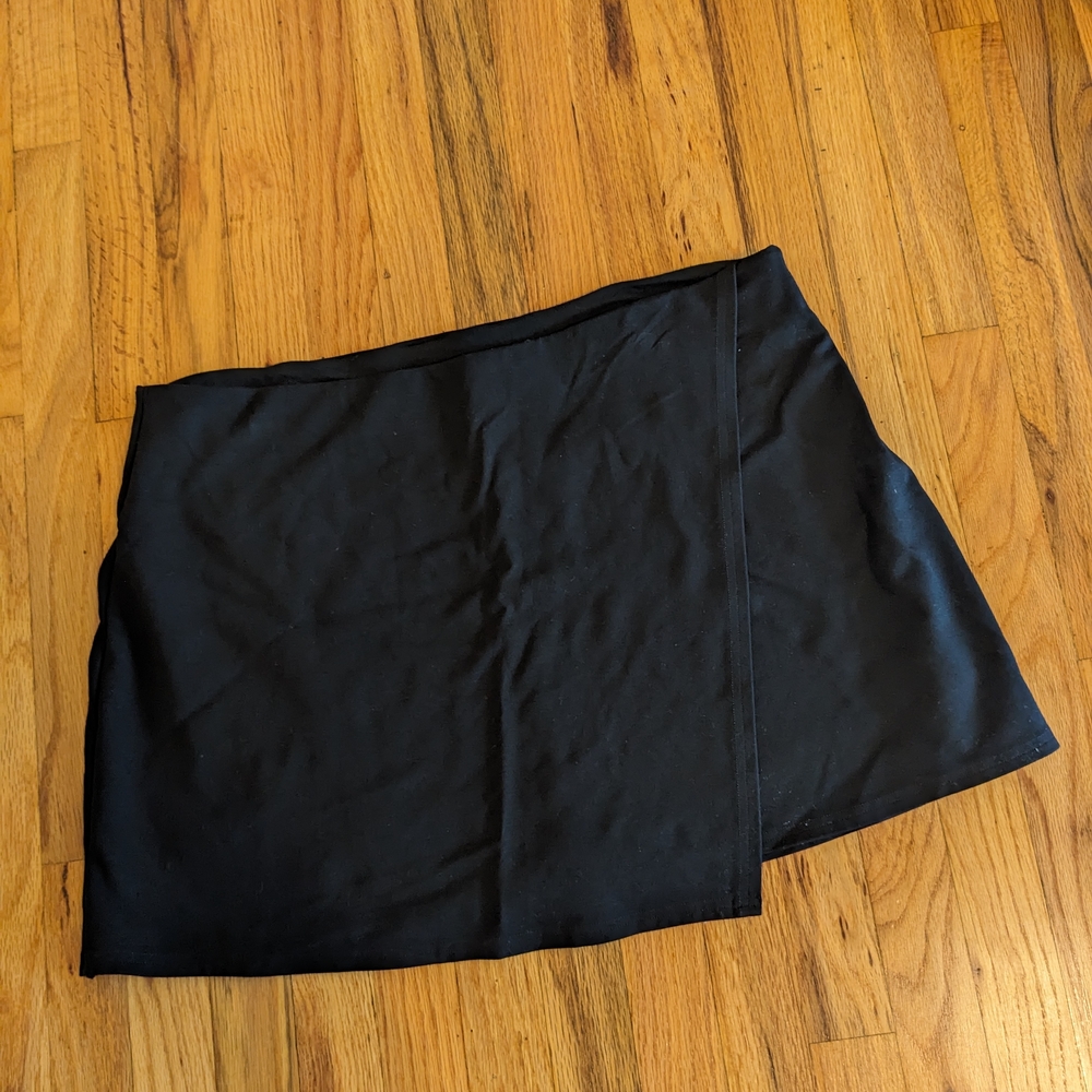 American Eagle Black Mini Skort XL